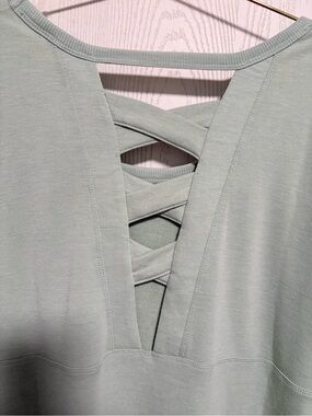 Balance Collection Mint Green Pullover